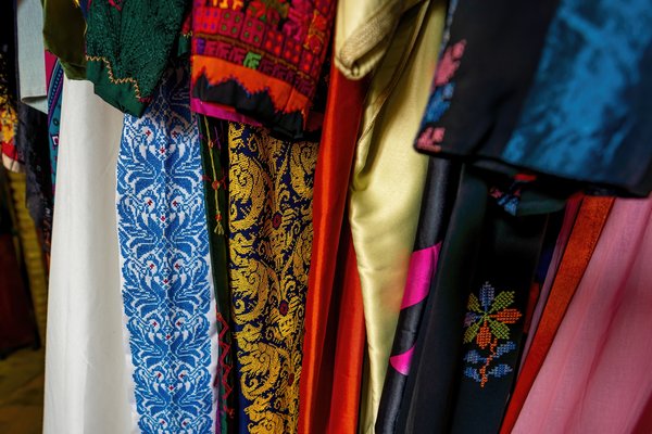 Le caftan pour mariée : élégance et tradition réunies